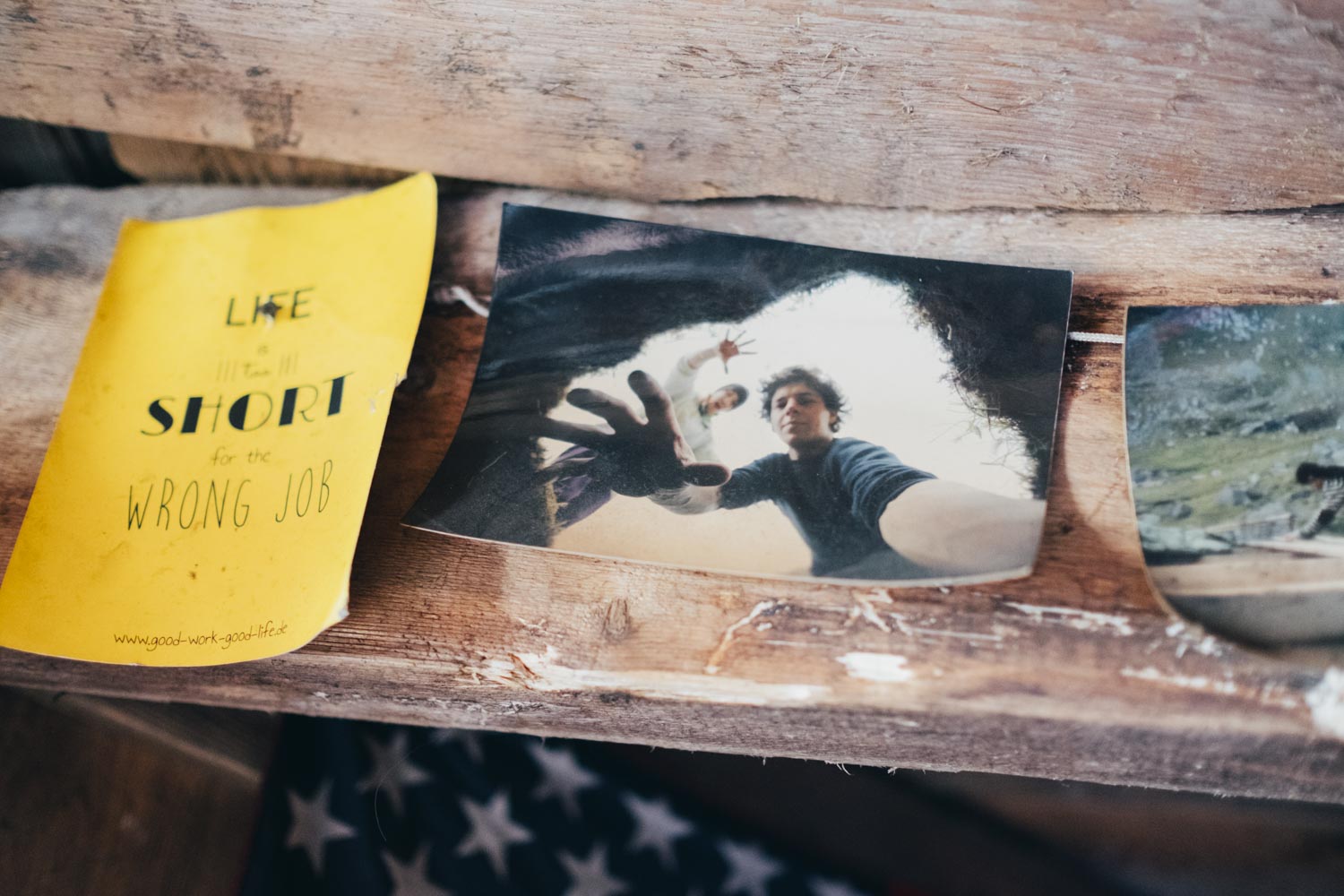 lofoten kvalvika beach cottage photography